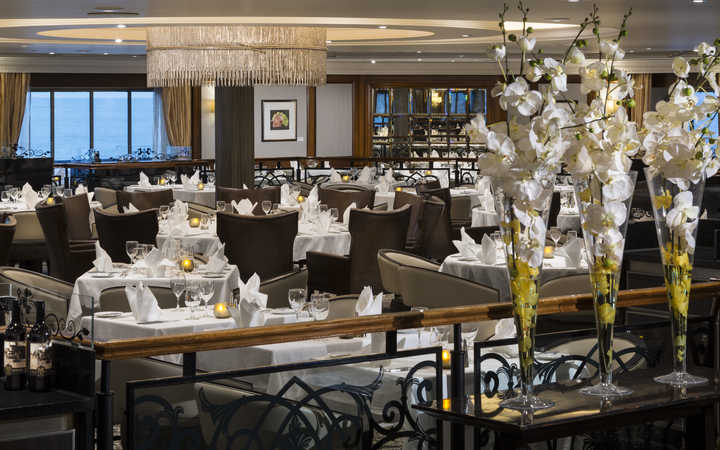 Bateau Azamara Journey